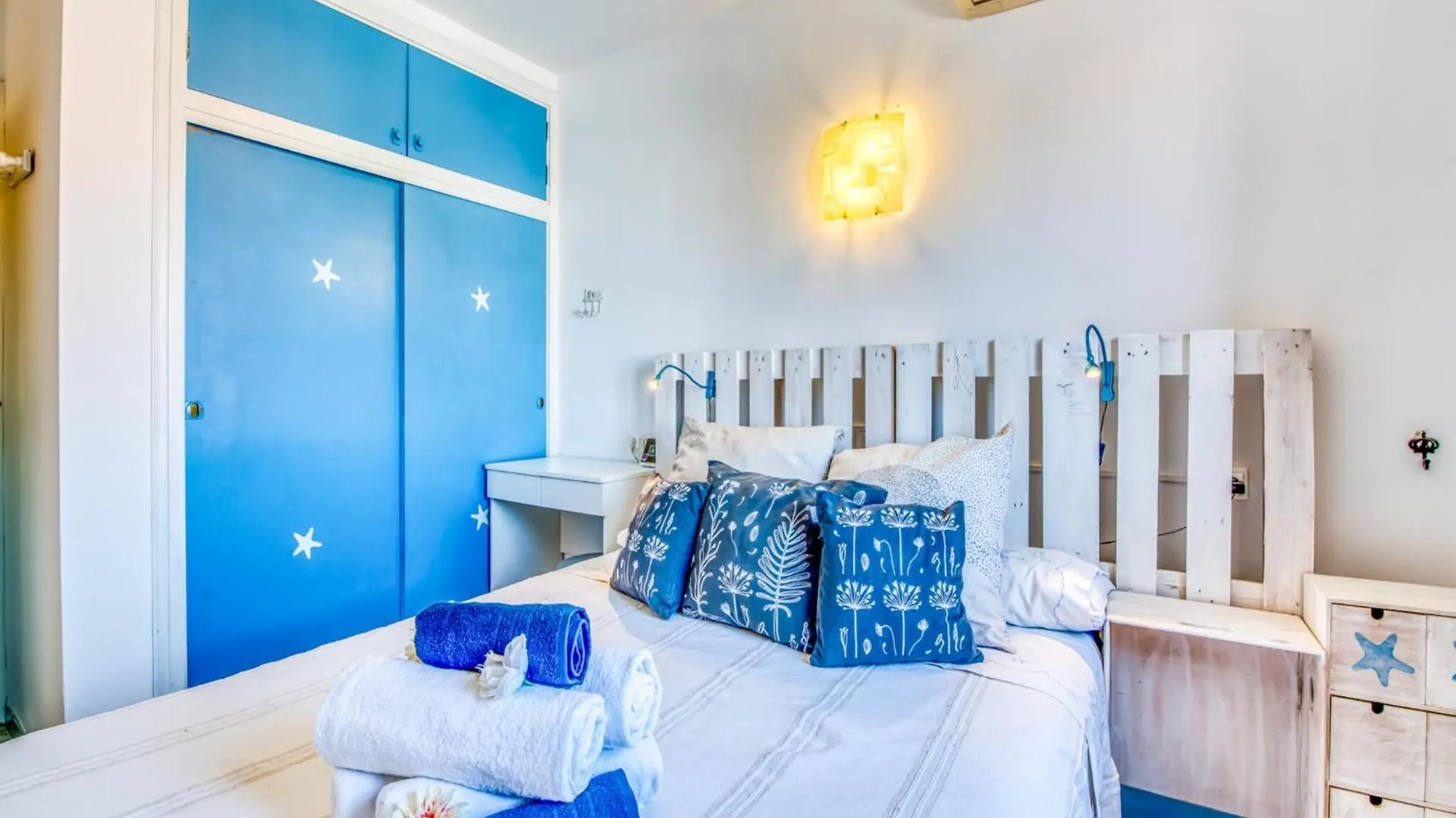 شقة Apartment, Near Alcudia Beach